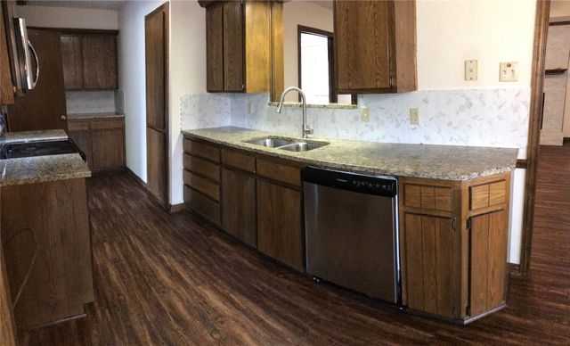 11 Marvin Gardens, Midlothian, TX 76065