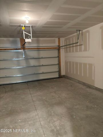 6847 MIRAGE Street, Jacksonville, FL 32244