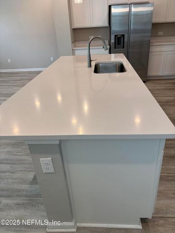 6847 MIRAGE Street, Jacksonville, FL 32244