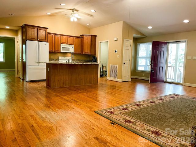 308 Brentwood Circle, Morganton, NC 28655
