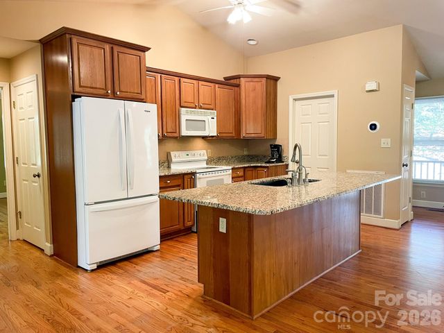 308 Brentwood Circle, Morganton, NC 28655