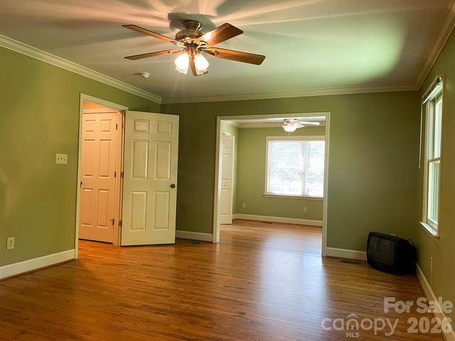 308 Brentwood Circle, Morganton, NC 28655