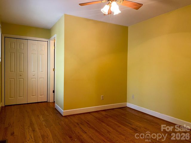 308 Brentwood Circle, Morganton, NC 28655