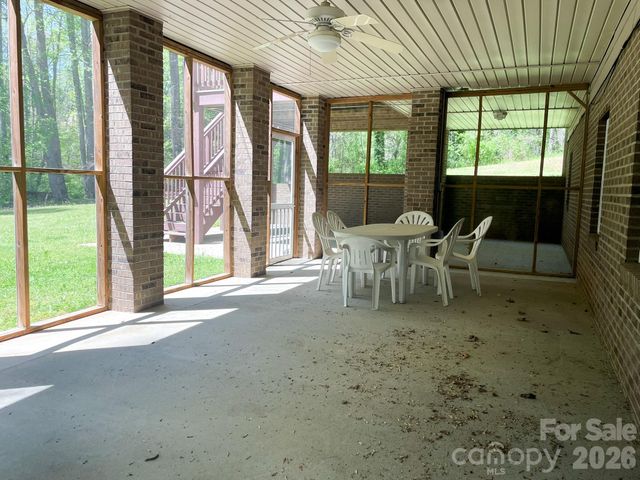 308 Brentwood Circle, Morganton, NC 28655