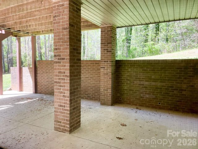 308 Brentwood Circle, Morganton, NC 28655