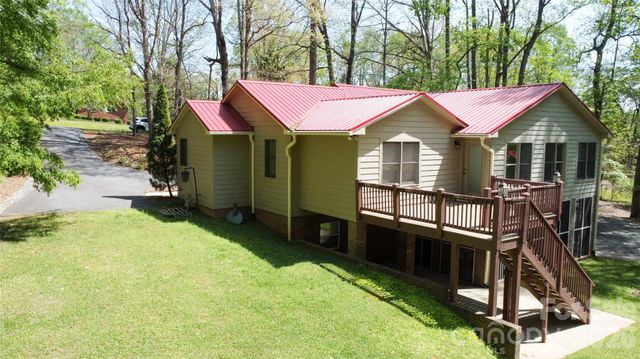 308 Brentwood Circle, Morganton, NC 28655