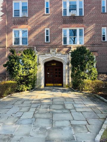 1440 Midland Avenue 2B, Bronxville, NY 10708
