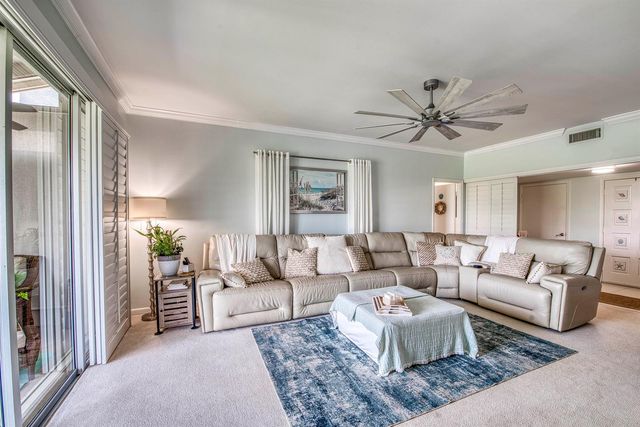 11811 Avenue Of The Pga 7-3b, Palm Beach Gardens, FL 33418