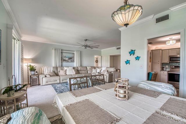 11811 Avenue Of The Pga 7-3b, Palm Beach Gardens, FL 33418