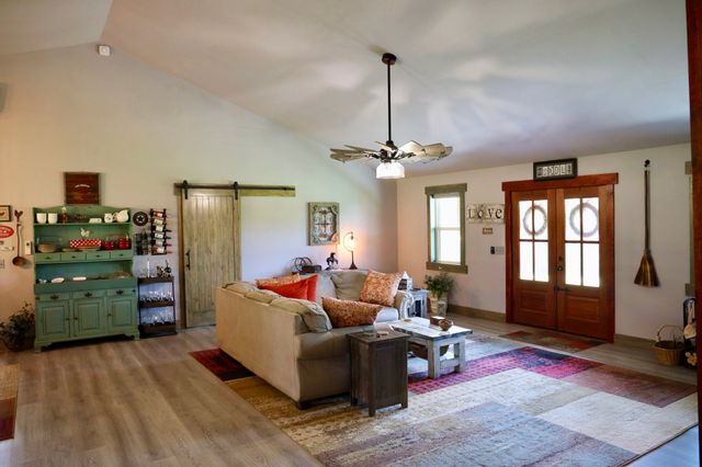 354 Dyer Ridge Rd, Baxter, TN 38544