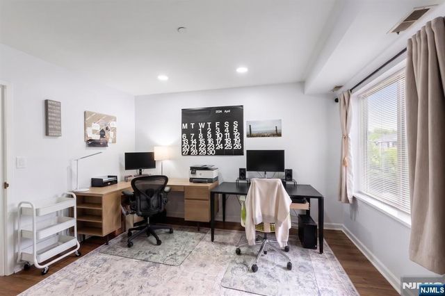 4 Millay Court 604, Teaneck, NJ 07666