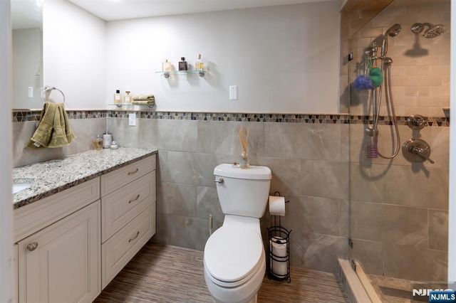 4 Millay Court 604, Teaneck, NJ 07666