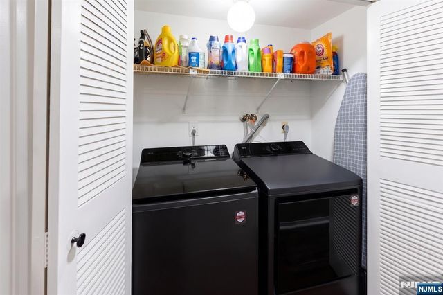 4 Millay Court 604, Teaneck, NJ 07666