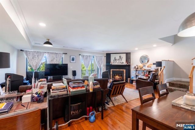 4 Millay Court 604, Teaneck, NJ 07666