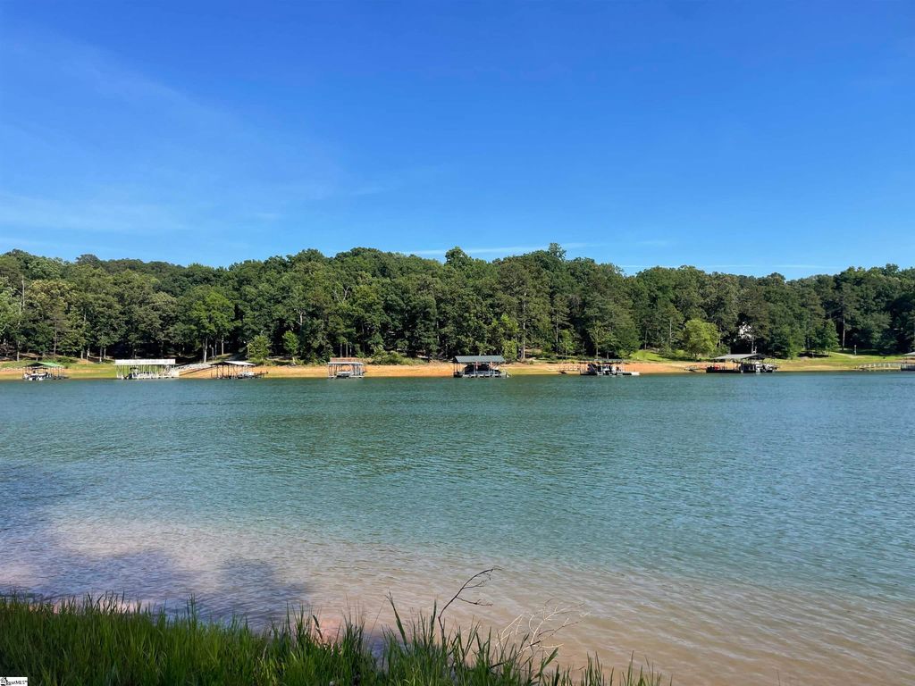206 Park Road, Townville, SC 29689