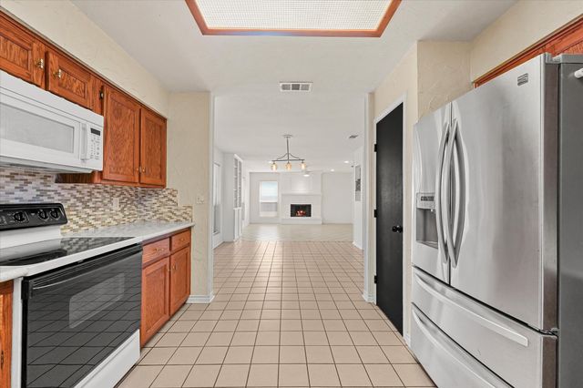 2112 Teakwood Lane, Plano, TX 75075