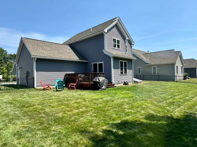 155 Shore Drive, Nashua, NH 03062