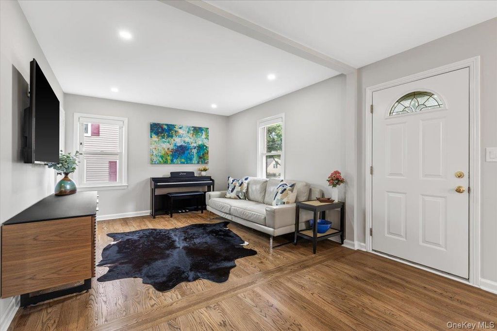 10 Maywood Avenue, Rye Brook, NY 10573 — photo 3