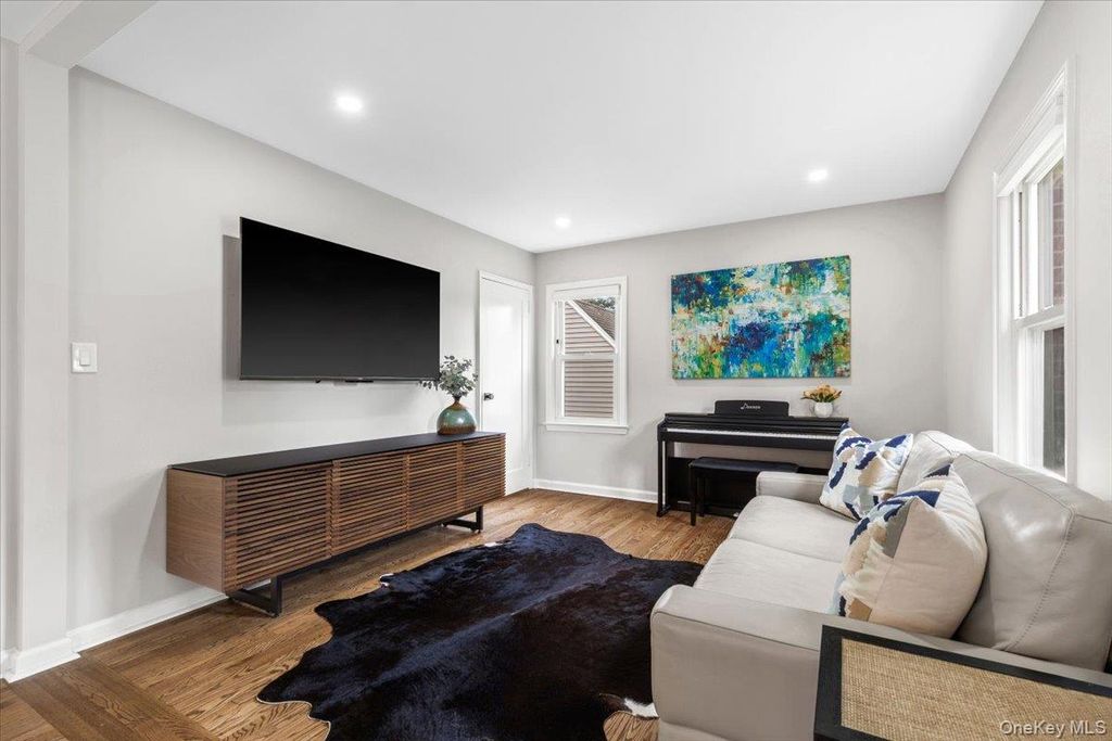 10 Maywood Avenue, Rye Brook, NY 10573 — photo 4