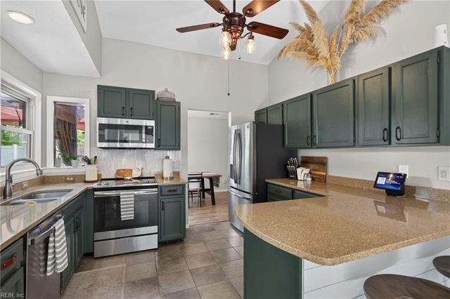 612 Blue Lake CT, Virginia Beach, VA 23462