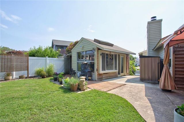 612 Blue Lake CT, Virginia Beach, VA 23462