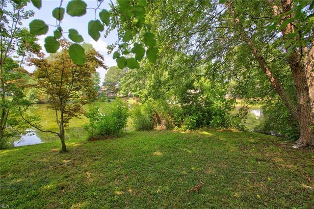 612 Blue Lake CT, Virginia Beach, VA 23462