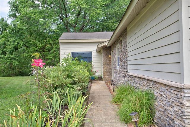 612 Blue Lake CT, Virginia Beach, VA 23462