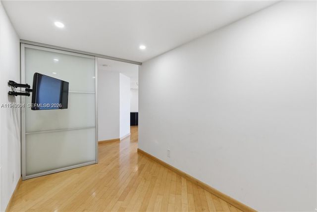 3598 Yacht Club Dr 1101, Aventura, FL 33180