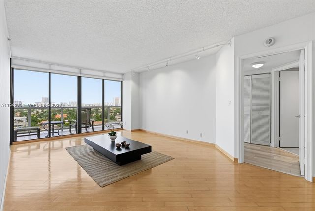 3598 Yacht Club Dr 1101, Aventura, FL 33180