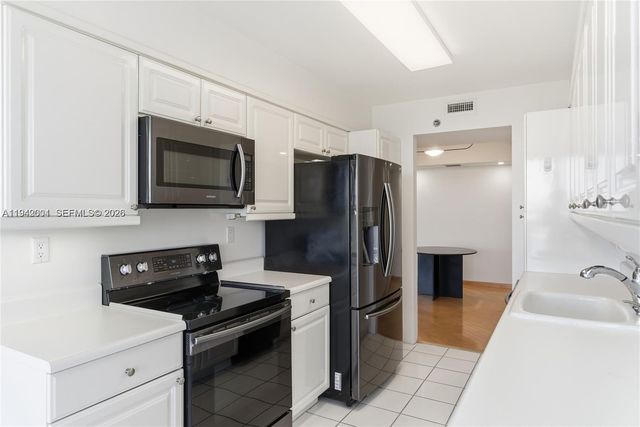 3598 Yacht Club Dr 1101, Aventura, FL 33180