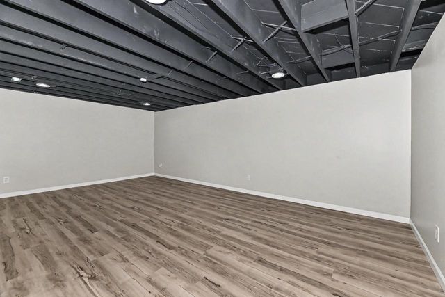 3020 W Edgerton AVENUE, Greenfield, WI 53221