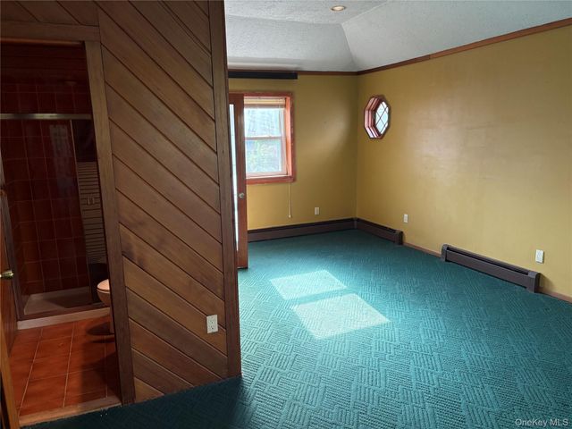 11 New York Avenue, Massapequa, NY 11758