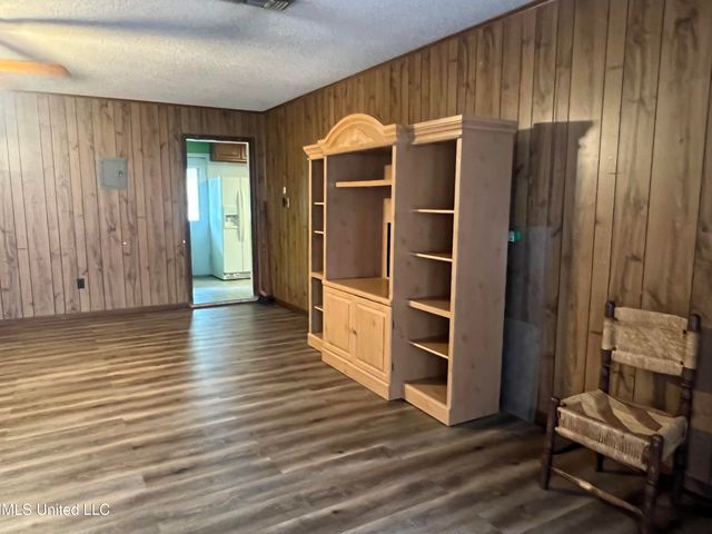 2285 Harkness Court, Biloxi, MS 39532