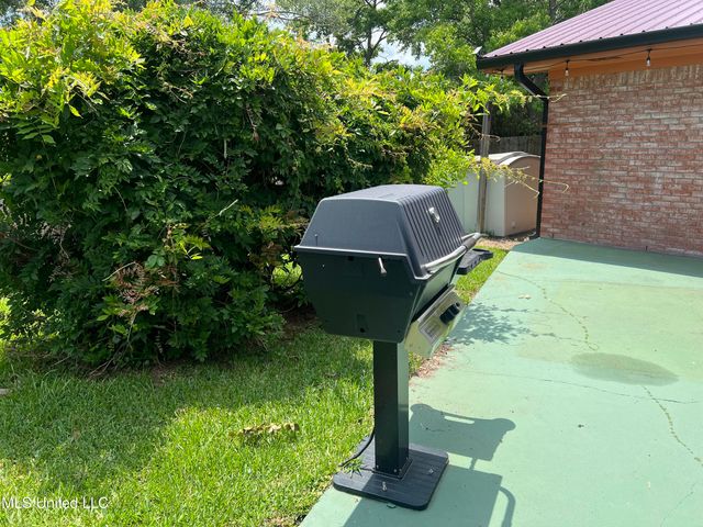 2285 Harkness Court, Biloxi, MS 39532