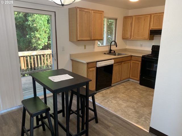 19778 Sw 68TH Ave, Tualatin, OR 97062