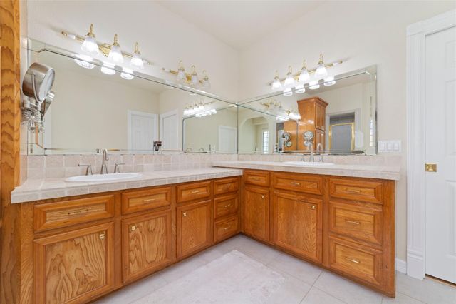 2217 W Reata Drive, Deer Park, TX 77536