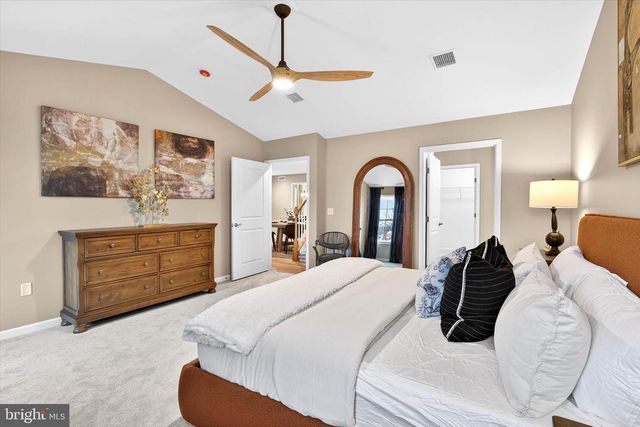 122 HILLARD FIELD, Lancaster, PA 17603