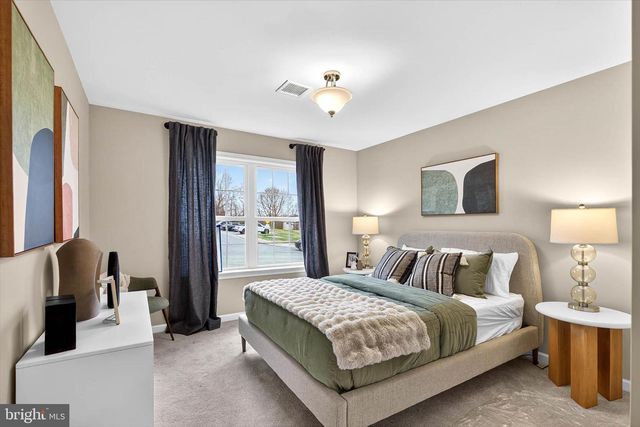 122 HILLARD FIELD, Lancaster, PA 17603