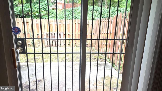 7621 SWAN, Hyattsville, MD 20785