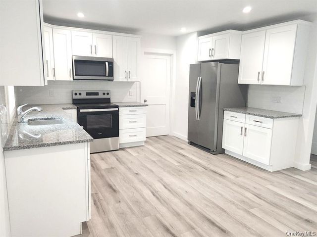 510 Neighborhood Road, Shirley, NY 11967