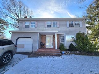 70 Breston Drive E, Shirley, NY 11967