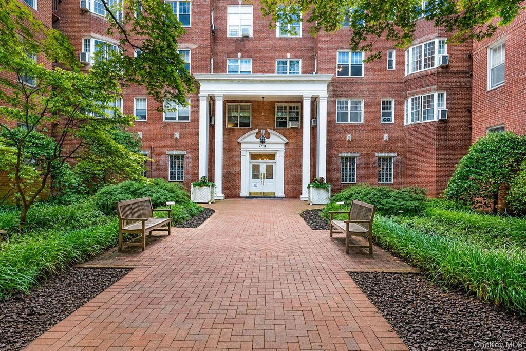 77-14 113th Street 6R, Forest Hills, NY 11375