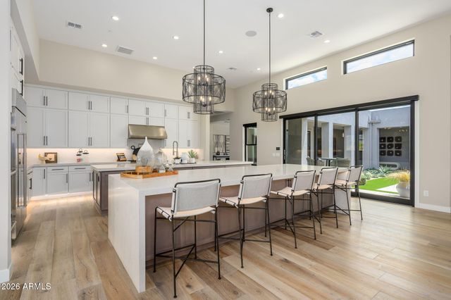 8350 E OLD PAINT Trail, Scottsdale, AZ 85266