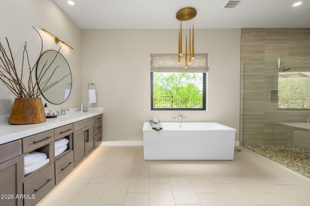 8350 E OLD PAINT Trail, Scottsdale, AZ 85266