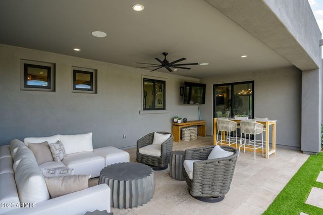 8350 E OLD PAINT Trail, Scottsdale, AZ 85266