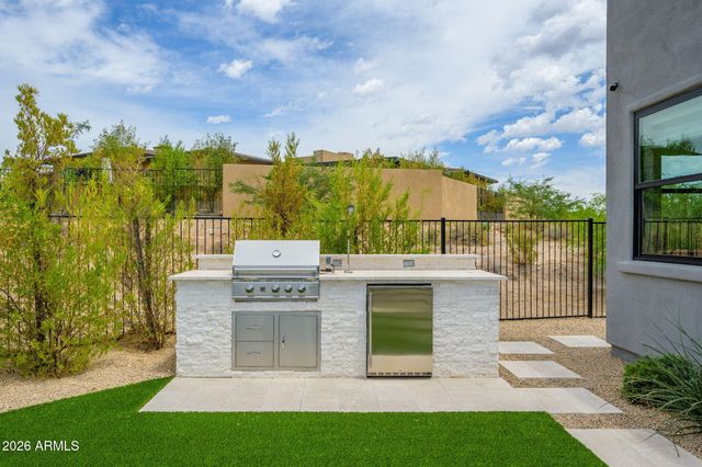 8350 E OLD PAINT Trail, Scottsdale, AZ 85266
