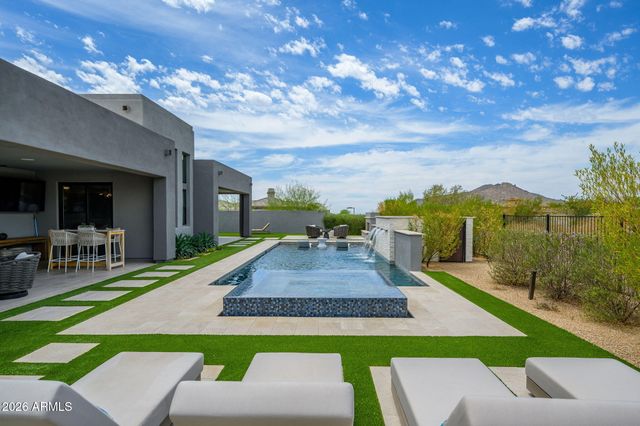 8350 E OLD PAINT Trail, Scottsdale, AZ 85266