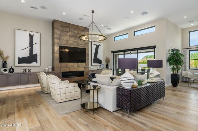8350 E OLD PAINT Trail, Scottsdale, AZ 85266