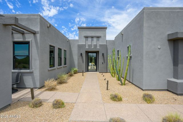 8350 E OLD PAINT Trail, Scottsdale, AZ 85266