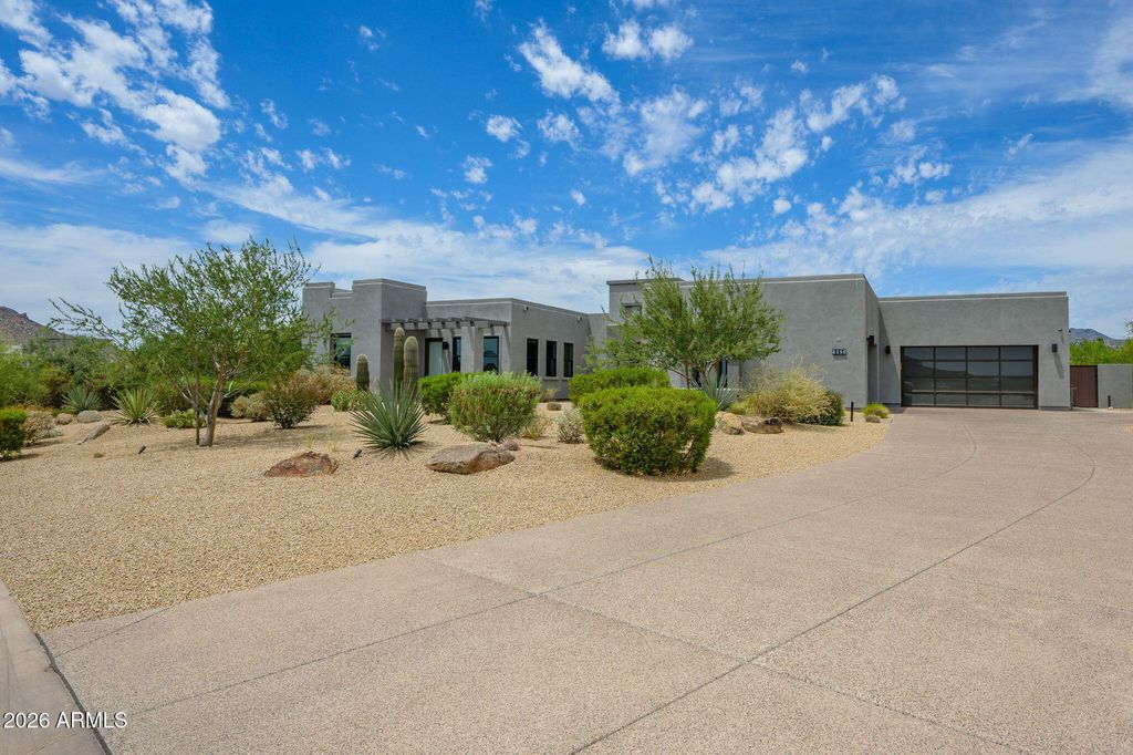 8350 E OLD PAINT Trail, Scottsdale, AZ 85266